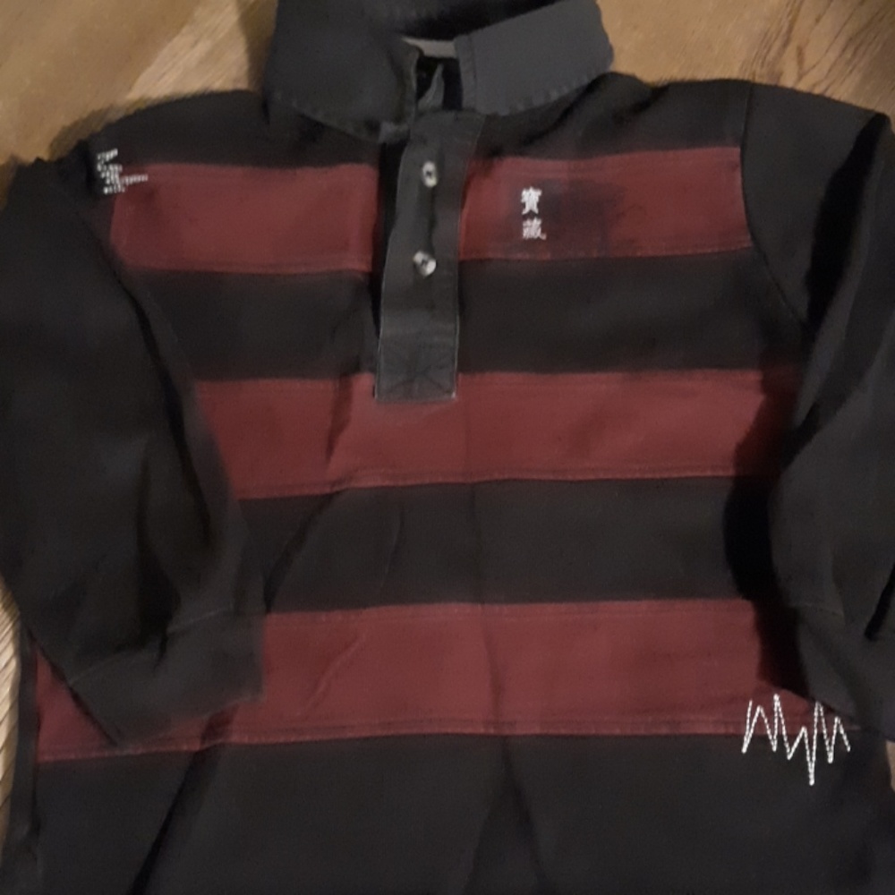 Long sleeve shirt